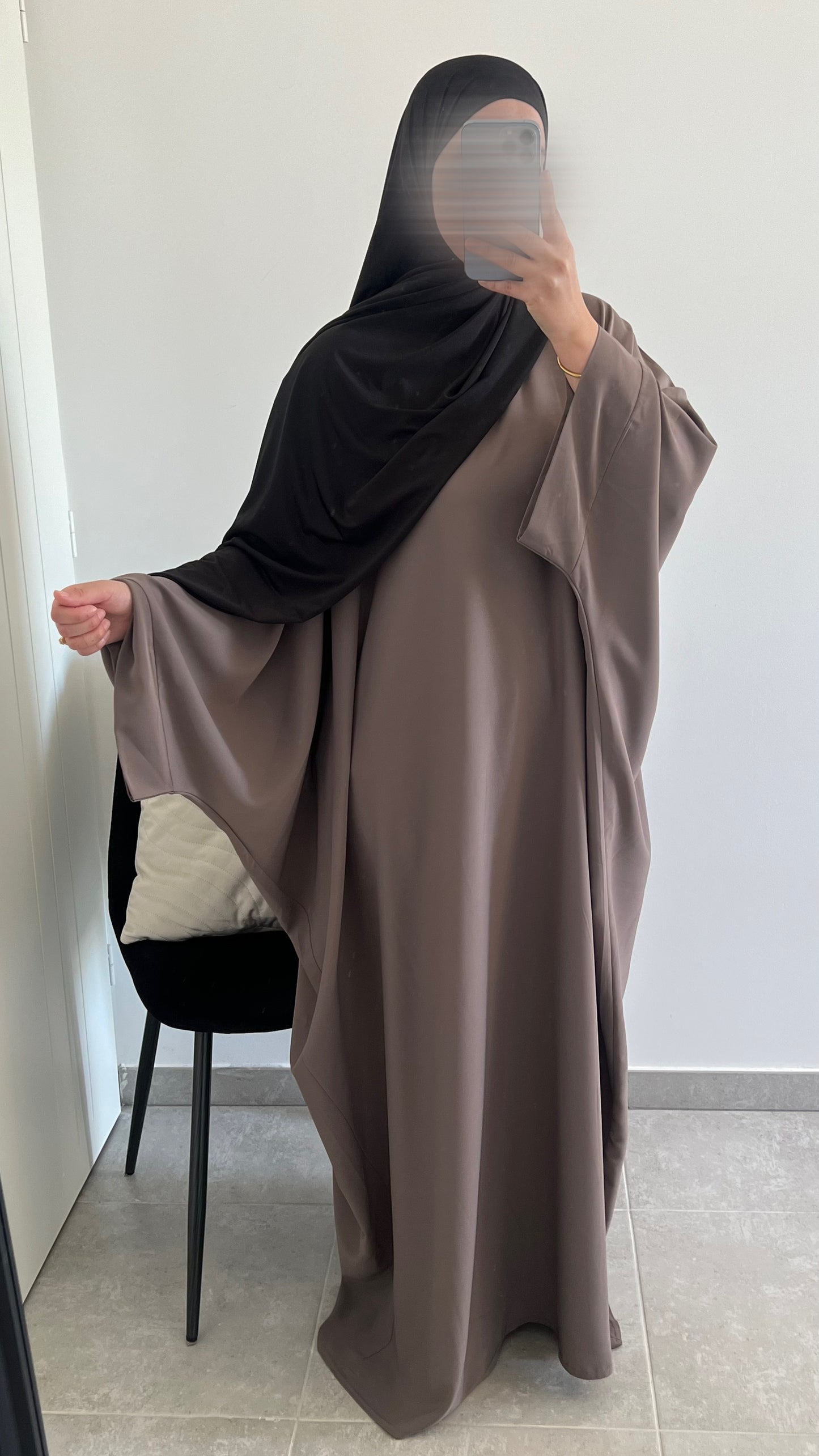 Abaya saoudienne taupe clair